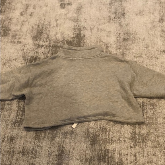 Long sleeve, soft cropped sweater with mock neck. - Picture 2 of 2